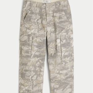 Hollister Men's Gray Camouflage Cargo Pants Baggy Skater